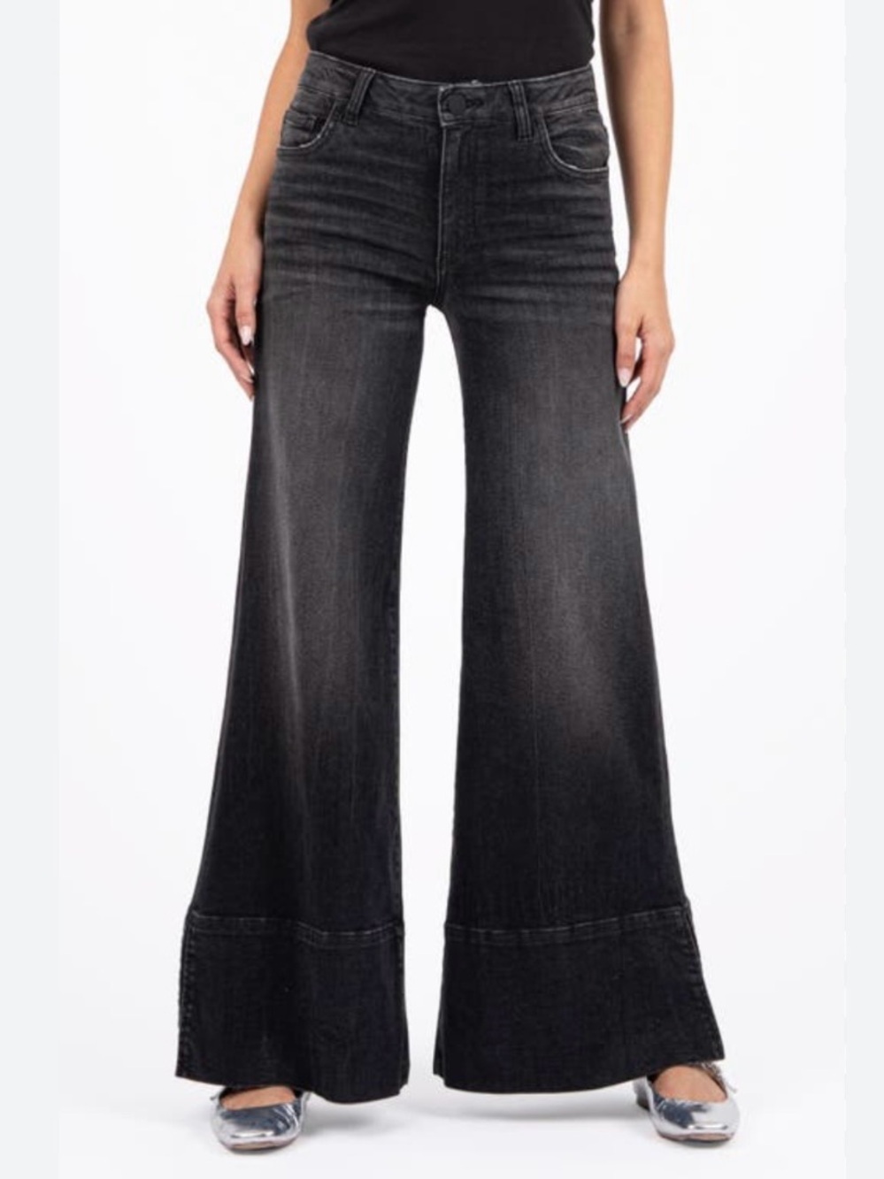 NEW Evereve KUT From The Kloth Goldie Mid Rise Superflare Streamline Black Jeans